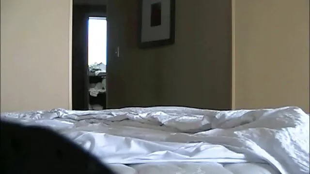 Pénzt keres terhes baszás az utcán