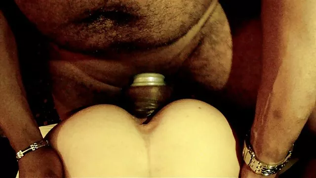 Cumshot belül titokban szex a szűk a lánya