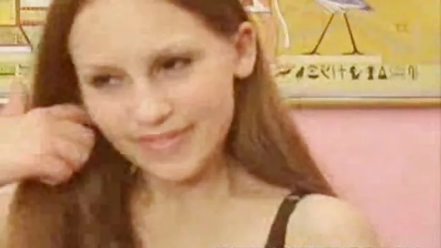 Fény egy koronát vezetett sex puncik egy magas lány