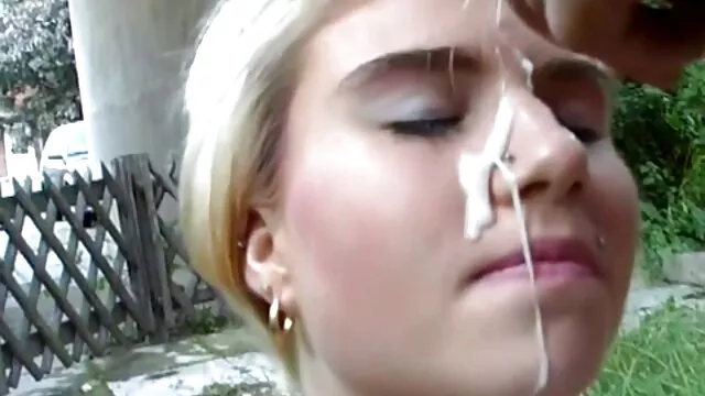 Férje visszaélések, fogyatékos porno eszik fiatal felesége,
