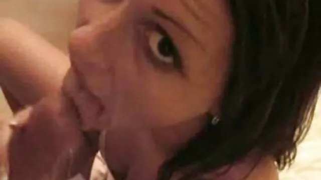 Hot babe sex videok magyarul egy széken