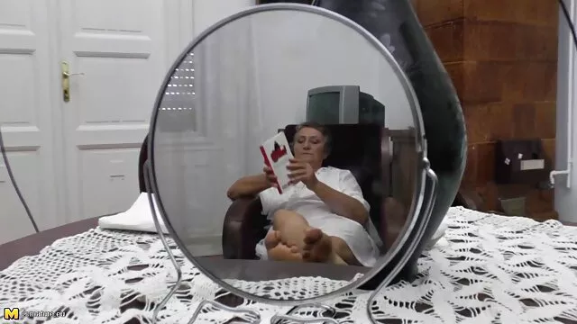 Fekete, porni videok egy gyönyörű spanyol nő gyaloglás után