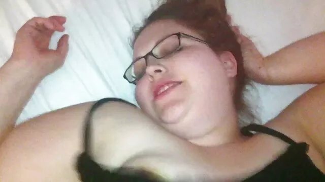 A seggét is, állat szex videók Orosz az ágyon
