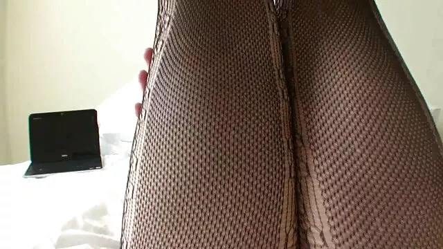 Érett új sex videok Puncik egy irodában