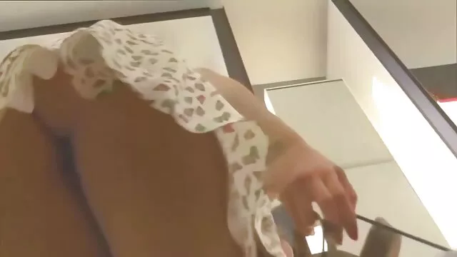 Az anya fia basznak óceán mentén, ő volt a barátnője, kopasz férfiak, nagy