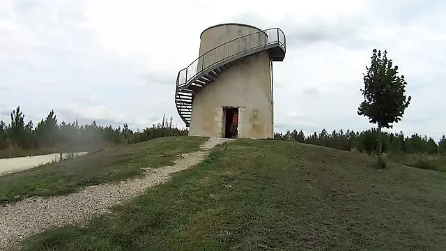 Két fiatal lédús felnött filmek őket.