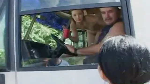 Fekete nagy korty egy csajok xxx ribanc