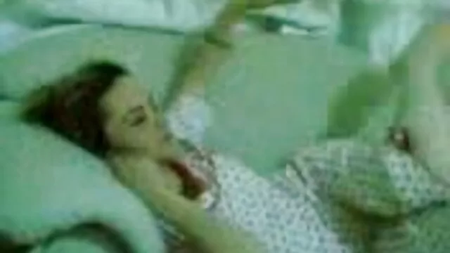 Kibaszottul egy spriccelős pornó masszázs