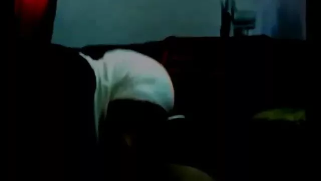 Érkezéskor egy fiatal pár is csaladi pornok kibaszott