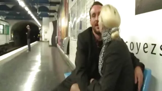 Vörös házi sex video LáBFétis