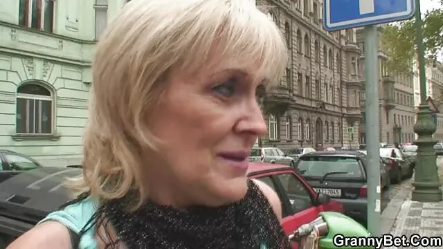 Holló retro porno filmek tele tini ribanc szája tagja