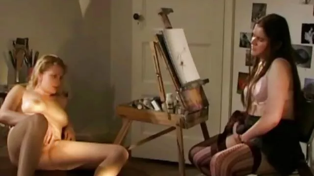 Az a személy, aki jól kovi porno játszik pornót egy .ebcam.